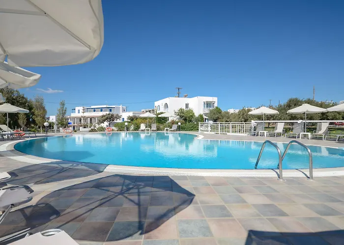 Birikos & 公寓式酒店 4*