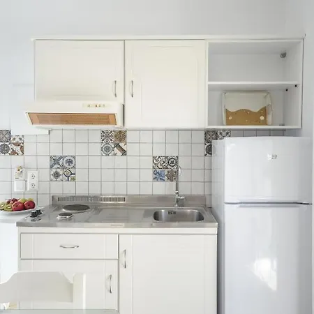 Birikos & 4* Agios Prokopios (Naxos)