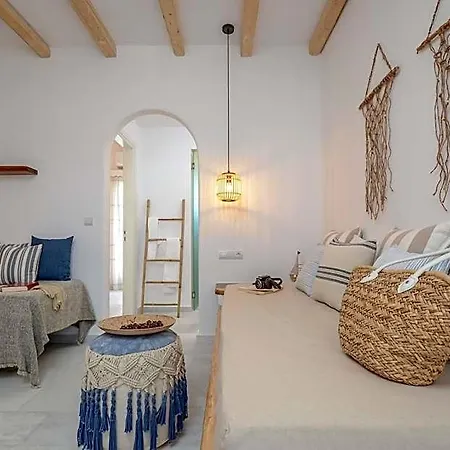 Apart-hotel Birikos & 4*