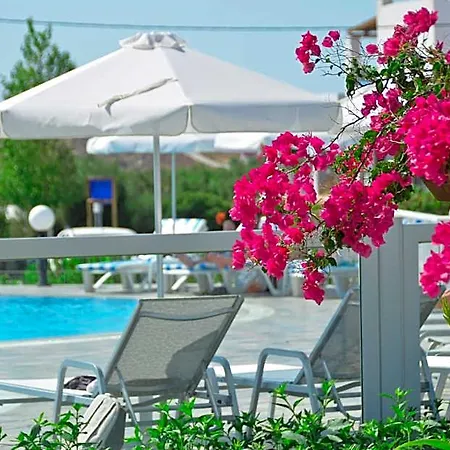 Birikos & Hotel apartamentowy Agios Prokopios (Naxos)