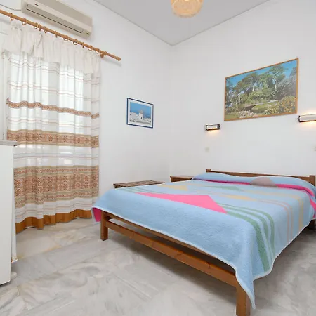 Birikos & 4* Agios Prokopios (Naxos)