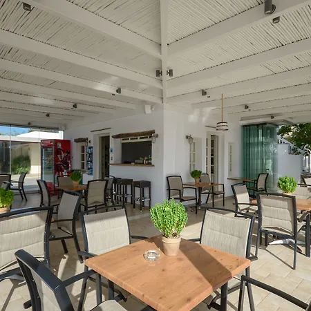 Birikos & Lejlighedshotel 4*