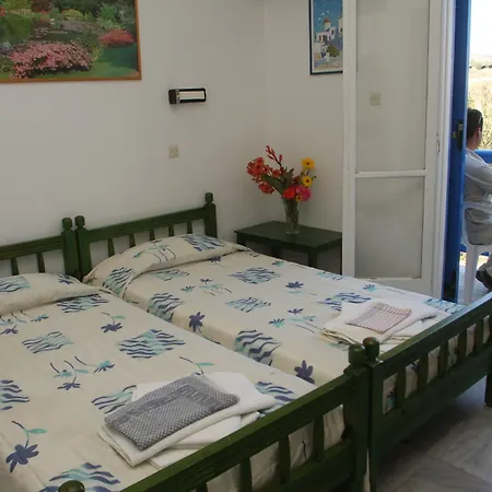 Lejlighedshotel Birikos & 4*