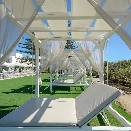 Lejlighedshotel Birikos & 4*