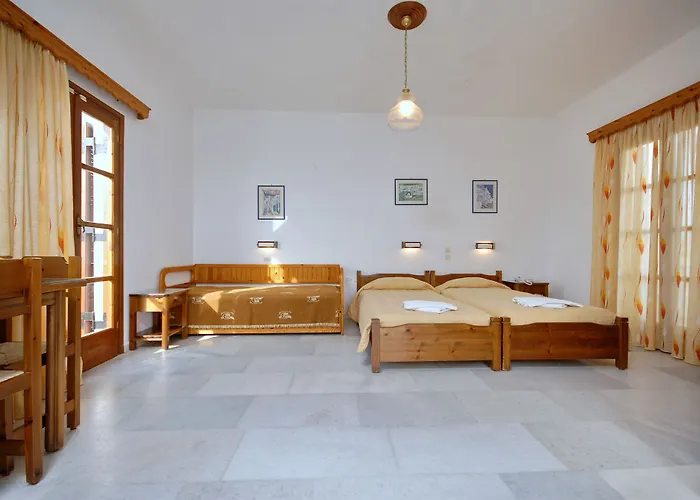 Birikos & 4* איוס פרוקופיוס