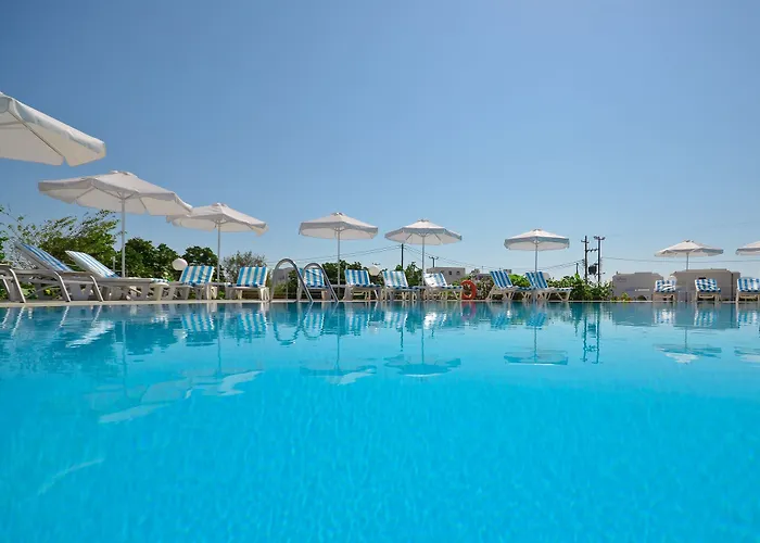 מלון דירות Birikos &